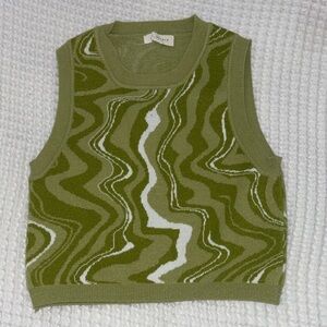 LA HEARTS S Green and White Patterned Knit Top